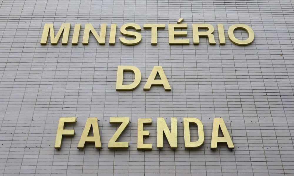 fazenda-elevara-projecao-de-crescimento-do-pib-para-2,5%-a-3%