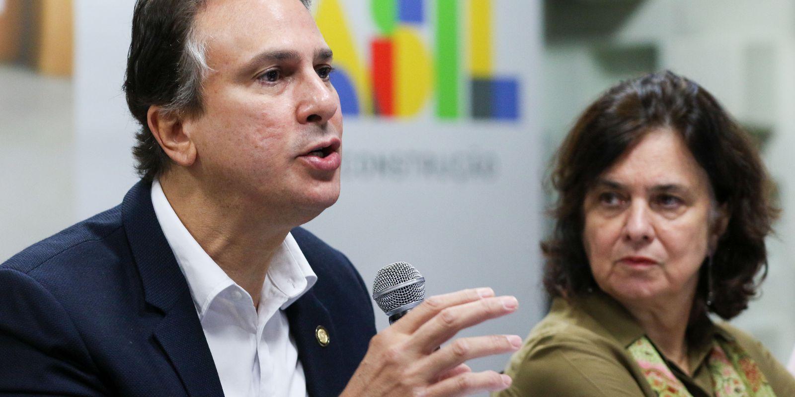 governo-anuncia-1.719-municipios-aptos-a-receber-95-cursos-de-medicina