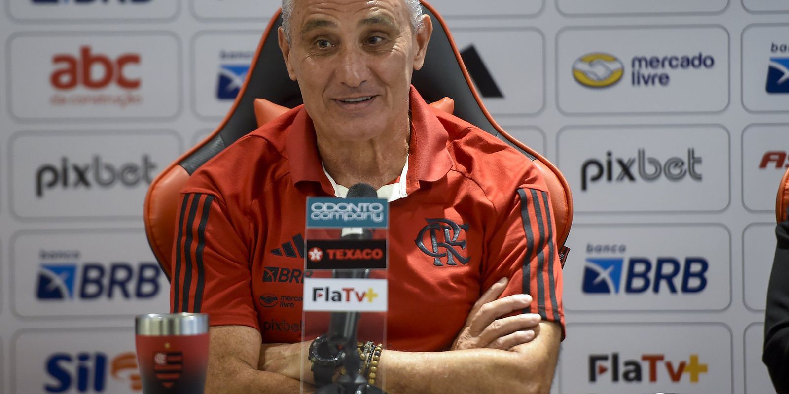 tite-e-apresentado-oficialmente-como-tecnico-do-flamengo