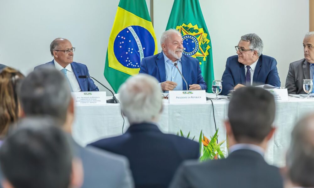 grupo-de-empresarios-entrega-propostas-para-melhorar-acesso-ao-credito