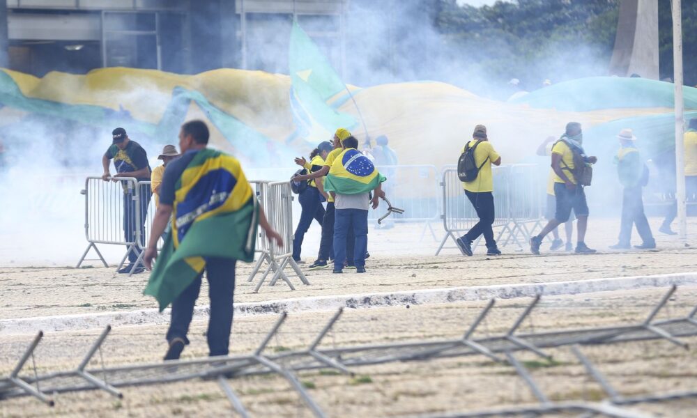 maioria-do-stf-vota-pela-condenacao-de-cinco-reus-pelo-8-de-janeiro