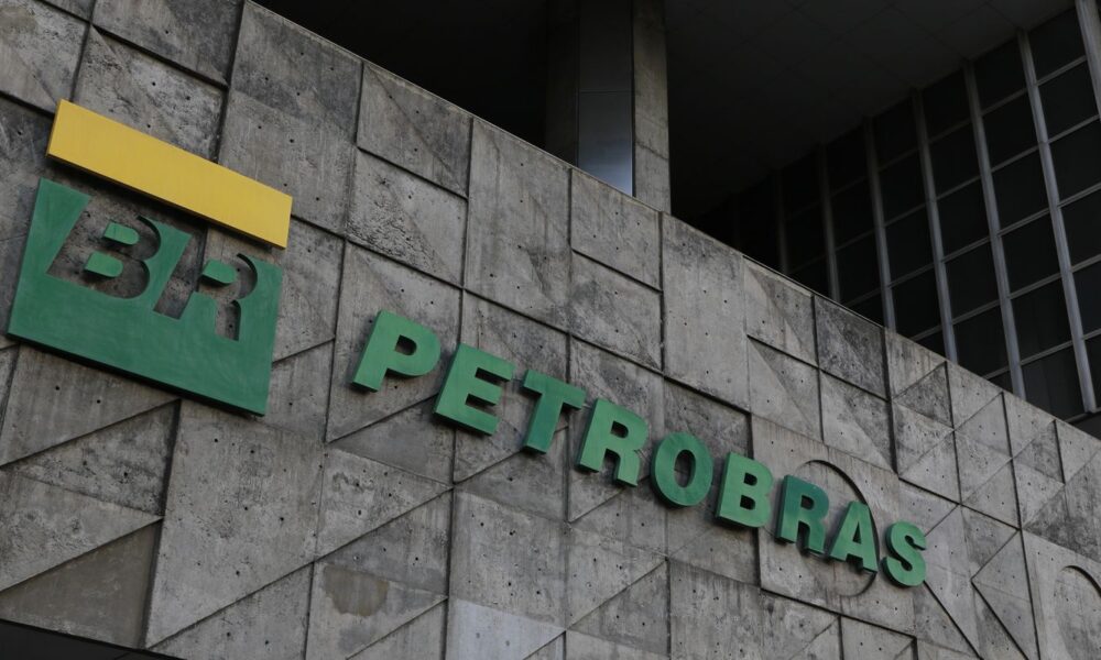 petrobras-recebe-autorizacao-para-mudar-estatuto-social