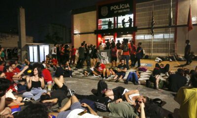 sob-protestos,-deputados-paulistas-autorizam-venda-da-sabesp