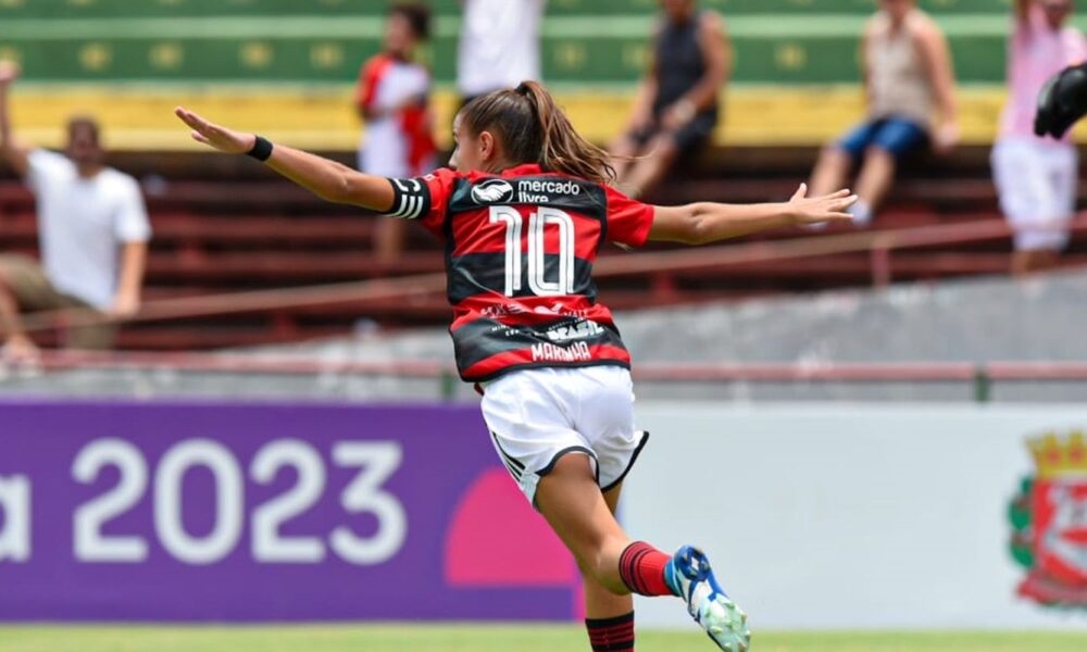 flamengo-supera-botafogo-e-fatura-primeira-edicao-da-copinha-feminina