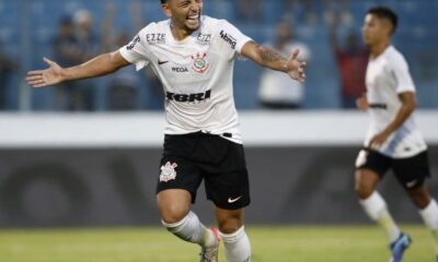 copinha:-corinthians-goleia-crb-para-se-garantir-nas-quartas