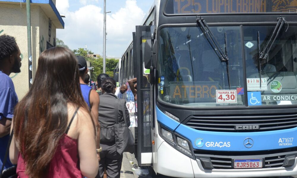 senado-recorre-de-decisao-do-stf-sobre-transporte-gratuito-em-eleicoes