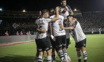 vasco-vence-agua-santa-para-seguir-em-frente-na-copa-do-brasil