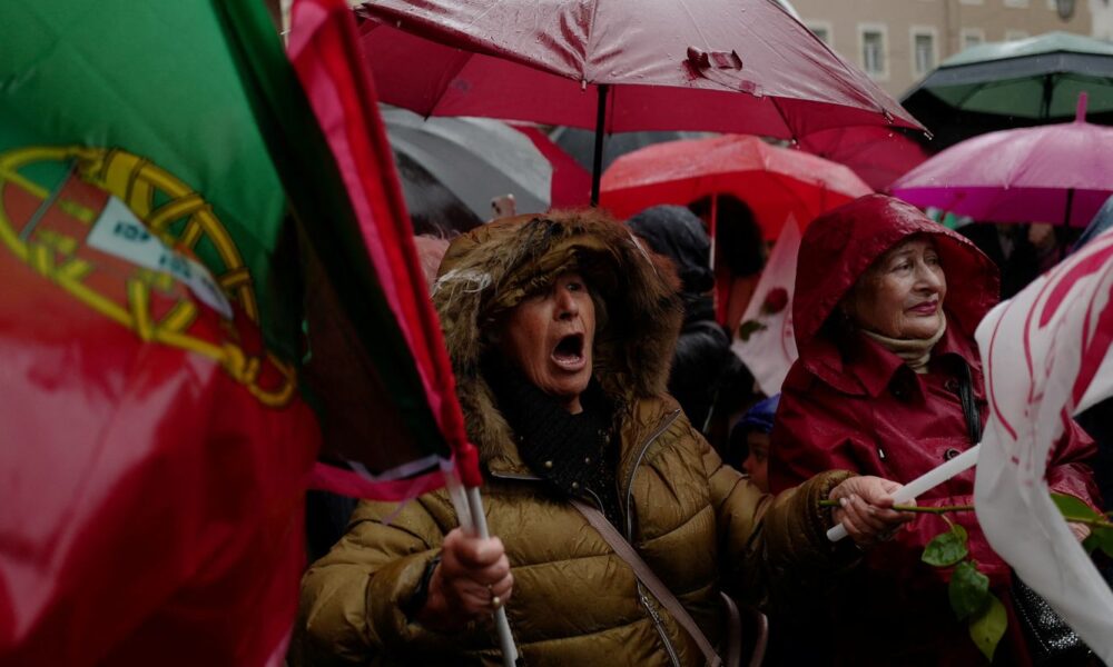 eleicoes-terminam-em-portugal-com-abstencao-entre-32%-e-46,5%