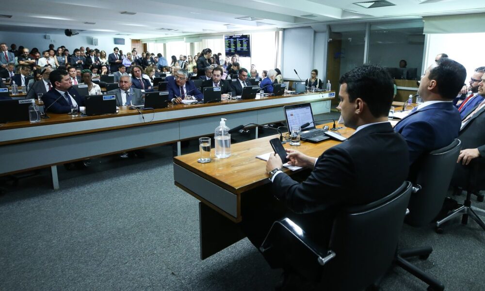 ccj-do-senado-aprova-aumento-de-cotas-raciais-para-concurso-publico