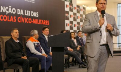 tarcisio-sanciona-lei-que-cria-escolas-civico-militares-em-sp