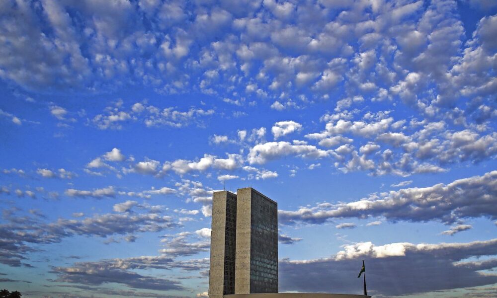 comissao-do-senado-aprova-prorrogacao-do-plano-nacional-de-educacao