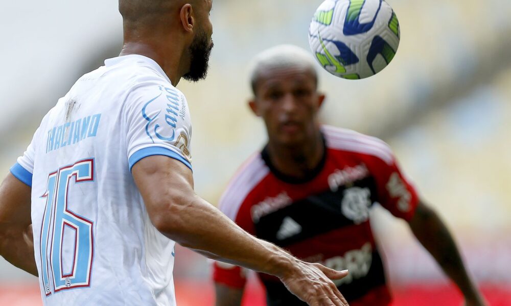 de-olho-na-lideranca-do-brasileiro,-fla-e-bahia-jogam-no-maracana