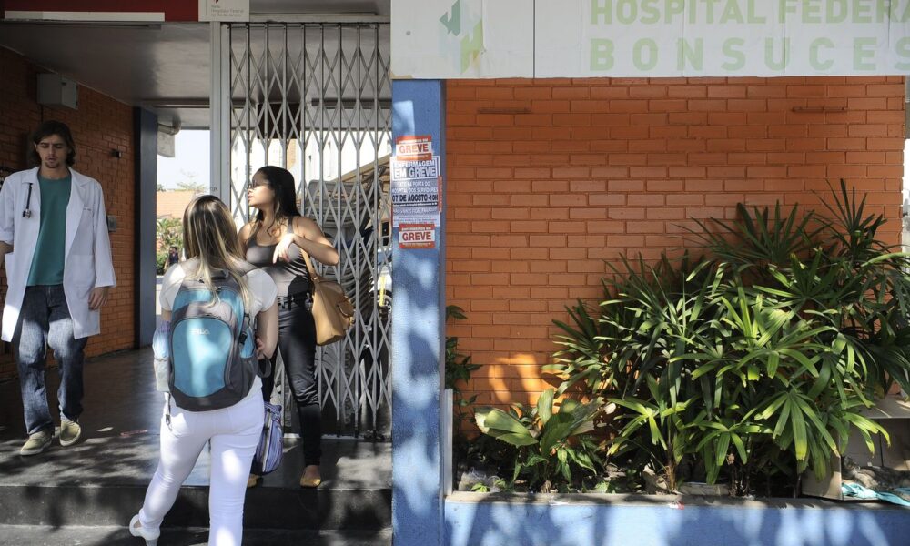 hospitais-federais-do-rio-vao-passar-por-reestruturacao,-diz-ministra