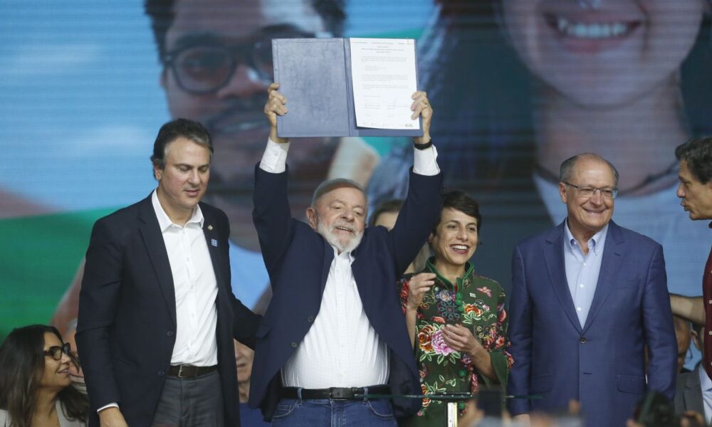 lula-anuncia-investimentos-para-expansao-de-universidades-em-sao-paulo