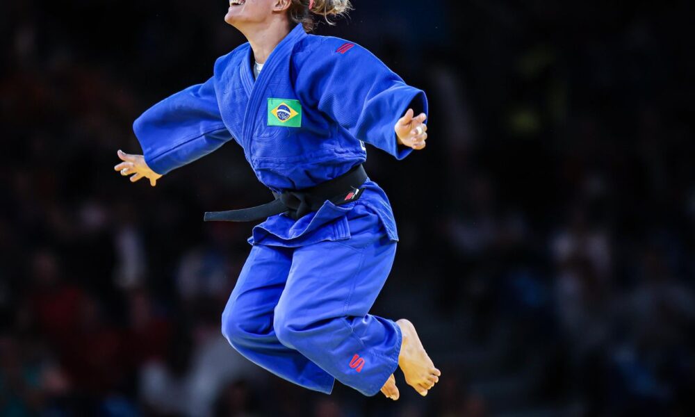 rosicleide-andrade-conquista-primeira-medalha-do-judo-em-paris