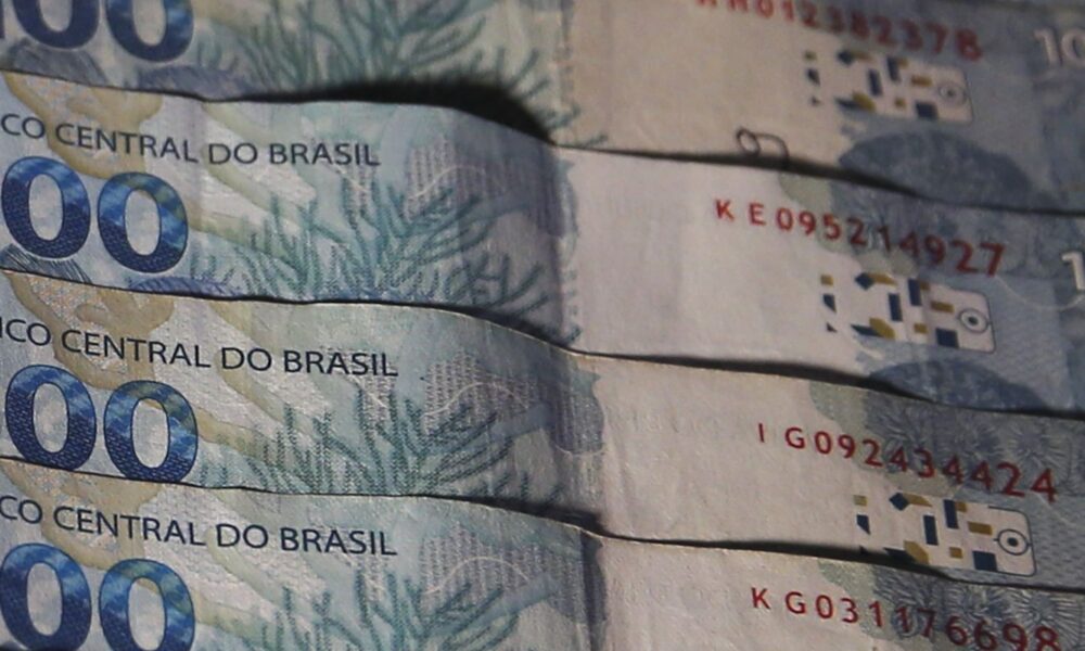 governo-dara-mais-6-meses-para-saque-de-dinheiro-esquecido-nos-bancos