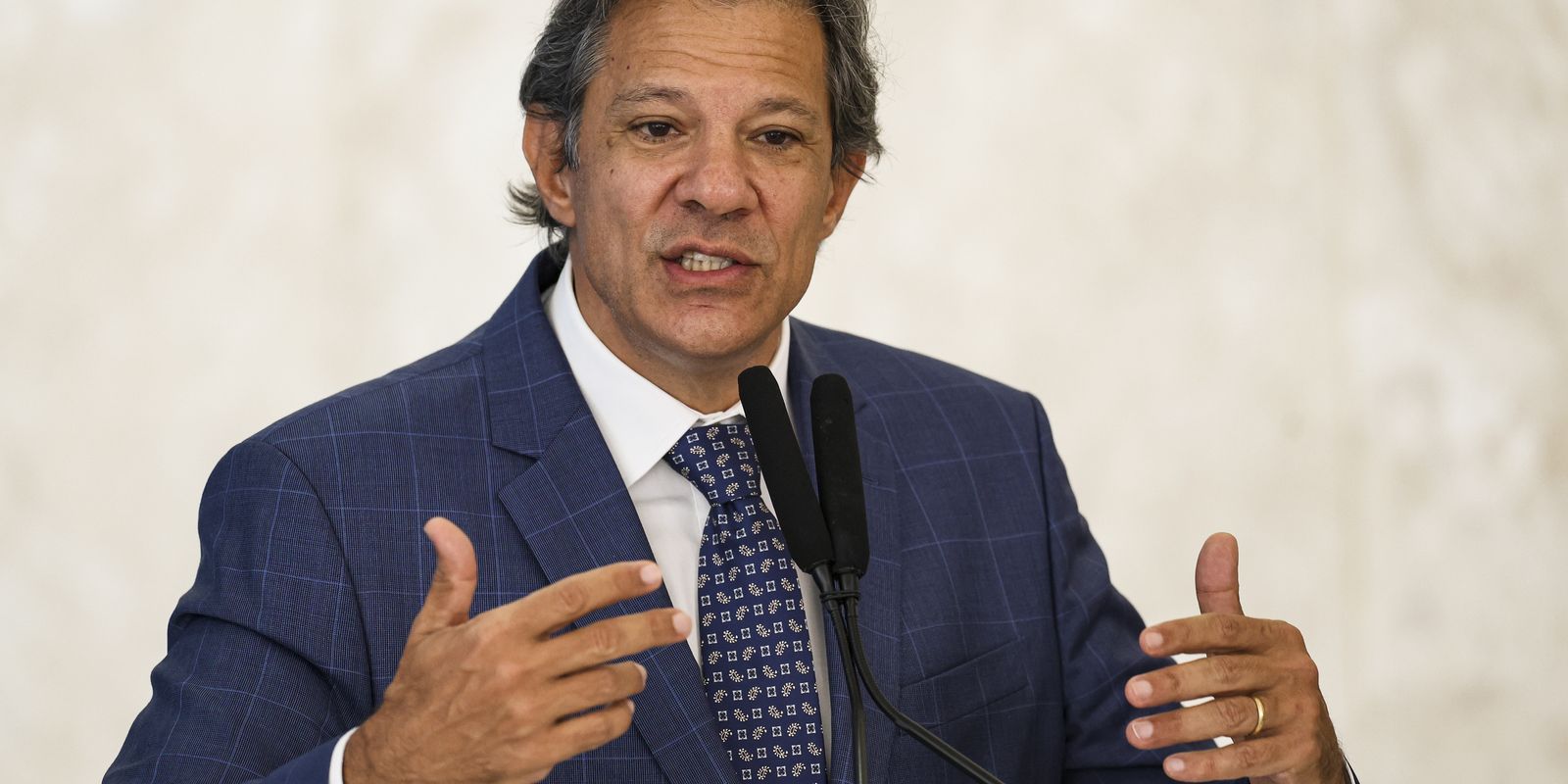 pacote-de-corte-de-gastos-pode-ser-anunciado-nesta-quinta,-diz-haddad