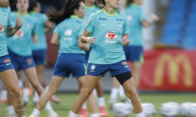 selecao-feminina-realiza-primeiro-treino-com-todas-as-convocadas