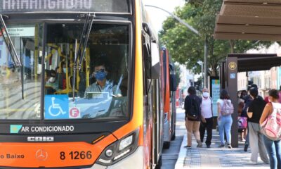 setor-de-servicos-recua-0,9%-em-novembro,-influenciado-por-transporte