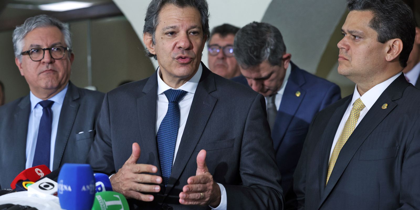 medidas-unilaterais-sao-ruins-para-economia-global,-diz-haddad