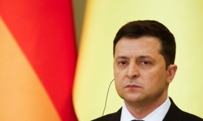 “devemos-alcancar-a-paz-pela-forca”,-diz-zelenskyy-no-3o-ano-em-guerra