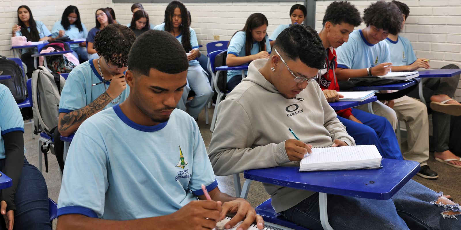 pe-de-meia-paga-r$-1-mil-a-alunos-dos-anos-iniciais-do-ensino-medio